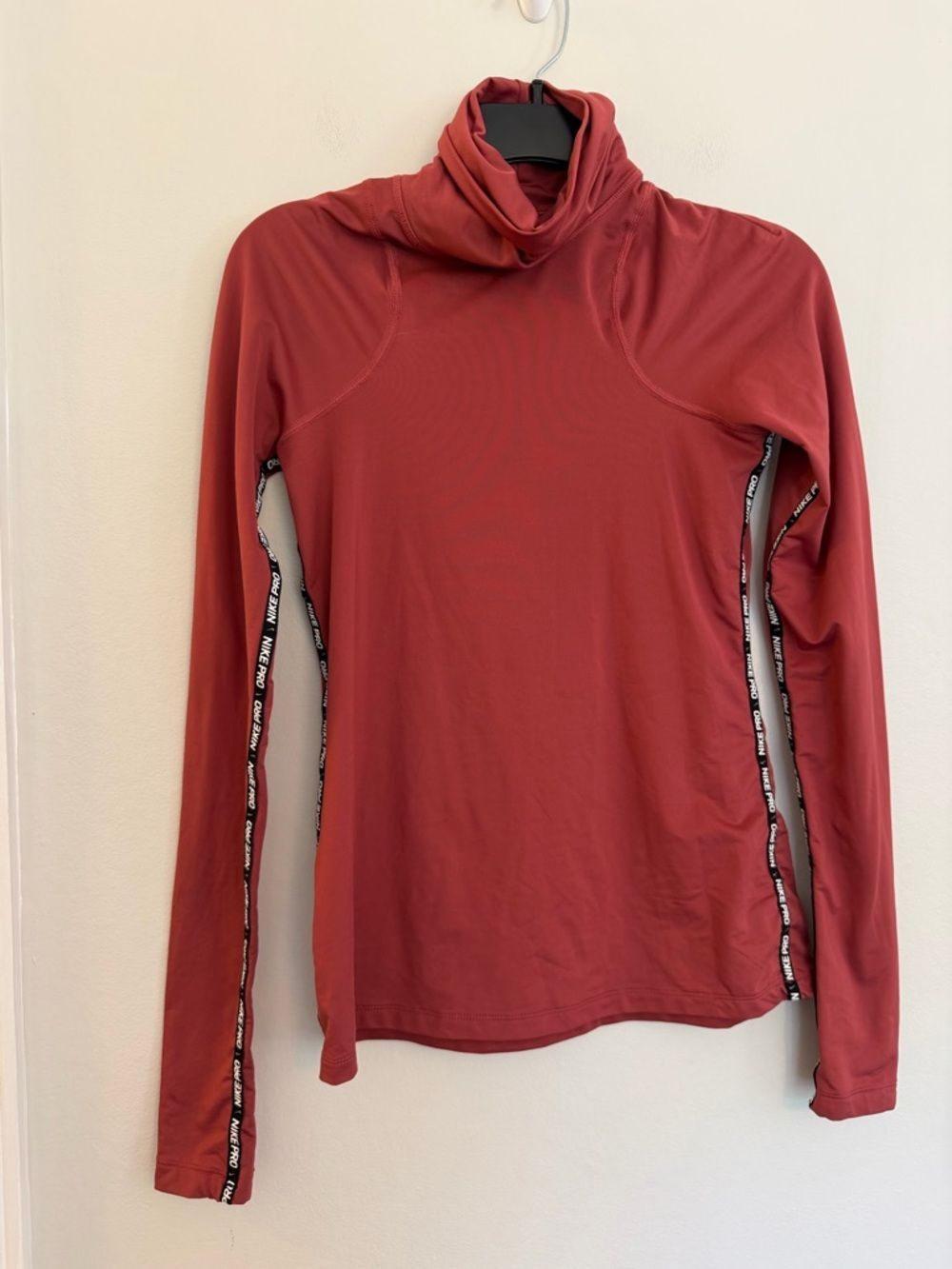 Nike Pro Dri-FIT Long Sleeve Mock Neck Performance Top – Women’s Small
